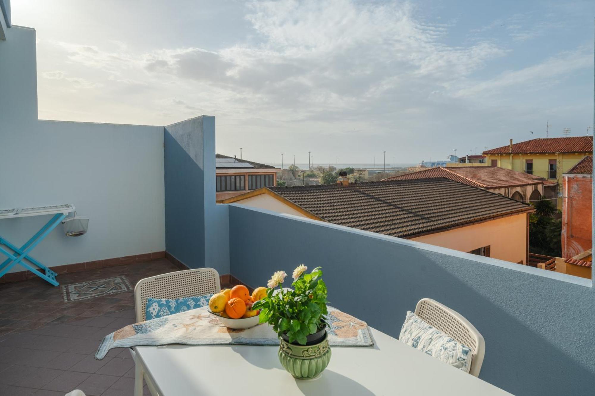 Il Faro Apartment Porto Torres Exterior photo