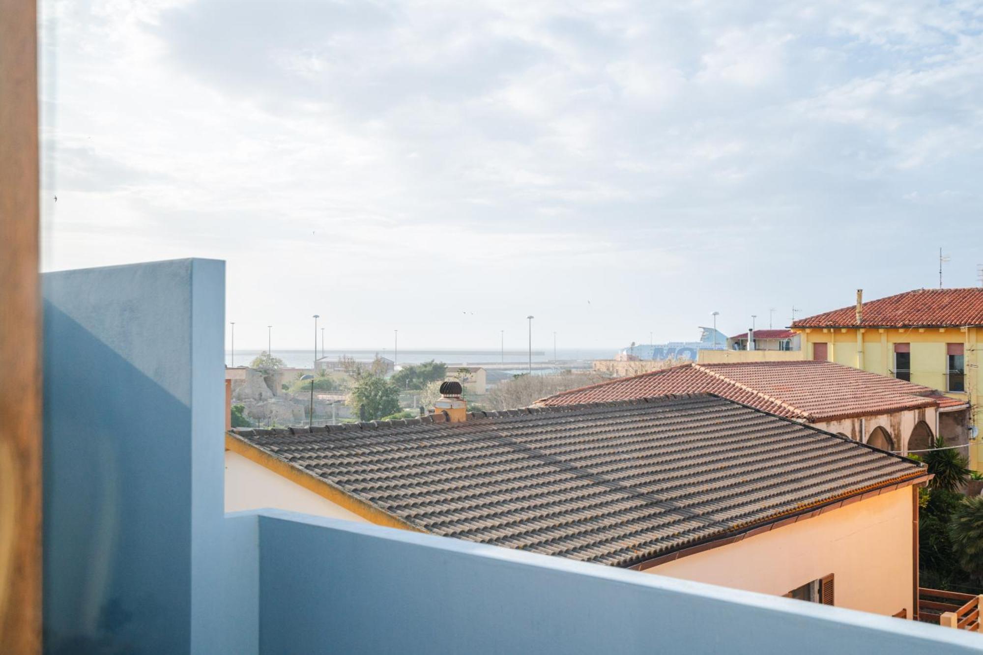 Il Faro Apartment Porto Torres Exterior photo